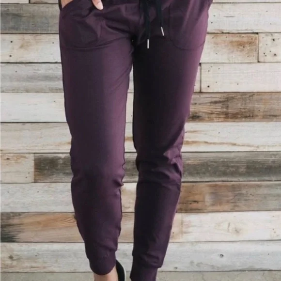ZYIA Active Deep Purple Joggers Size Large - Picture 1 of 5